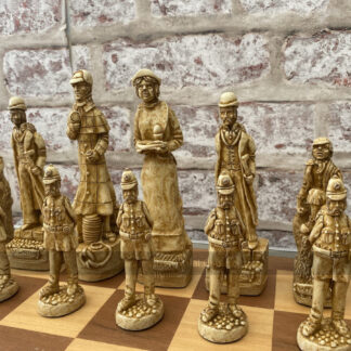 Sherlock Holmes Berkeley Chess Set with 6 inch King