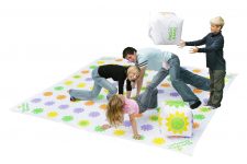Get Knotted, Giant Twist Game with 3 Metre Board / Mat